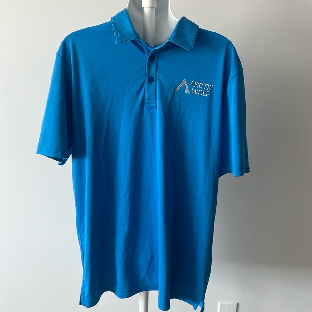 NWT Travis Matthews Artic Wolf Polo, LG